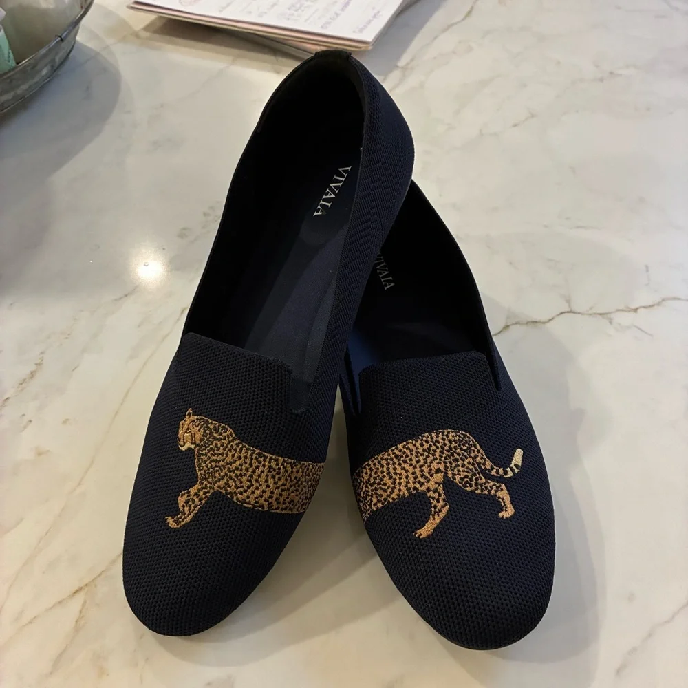 Vivaia Navy Loafers with Leopard Embroidery. Size 42. Water resistant. Gorgeous! - Picture 5 of 9